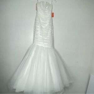 Mikaella Bridal Strapless Mermaid Ivory Wedding Dress Size 4